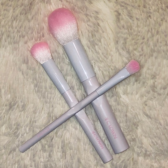 CROWN—3 PIECE PRO BRUSH TRIO SET!! (BNWT!!) - Picture 4 of 4